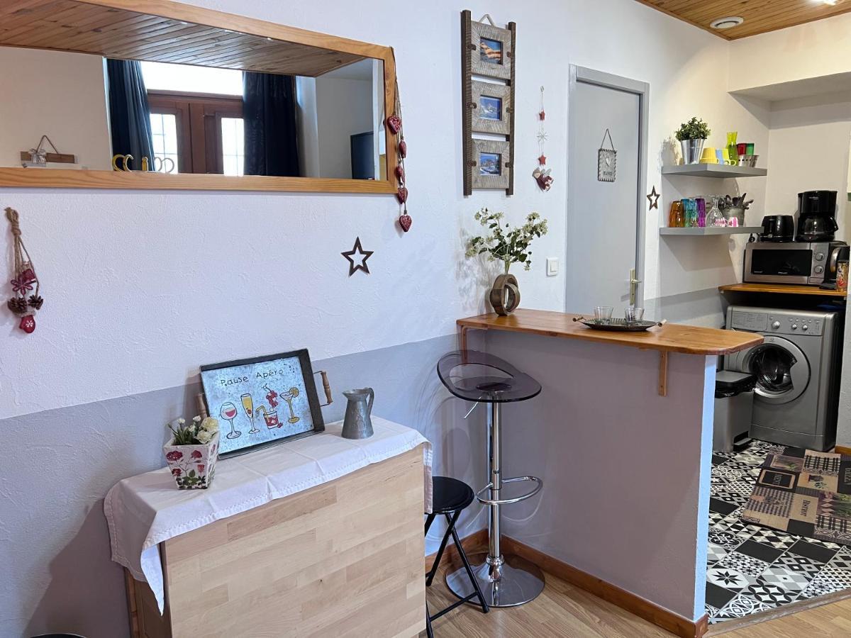 L'Astazou "Pret Gracieux Du Materiel De Ski" Au Studio Luz-Saint-Sauveur Eksteriør bilde